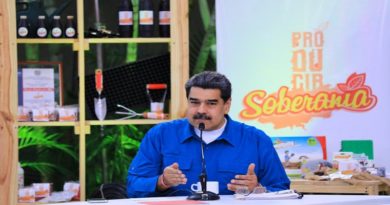 Clases semipresenciales se retomarían en octubre si se cumple plan de vacunación contra la COVID-19