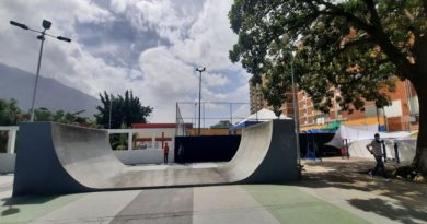 Plan Caracas Patriota, Bella y Segura rehabilita plaza y cancha deportiva “Los Liceos” en la parroquia San José
