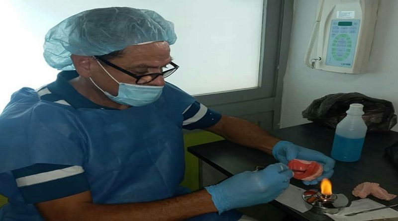 Plan Odontológico "Mariíta te regala una sonrisa" atiende a personas de bajos recursos en La Guaira