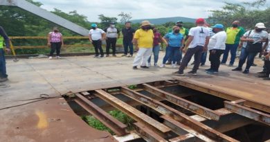 Inspeccionan labores de recuperación y mantenimiento del Puente Cerro de Piedra en Barcelona