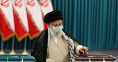 Líder supremo ayatola Alí Jamenei abre los comicios presidenciales en Irán