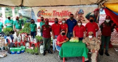 Mercal entregó más de 1.800 combos Clap a víctimas del bloqueo económico en Trujillo