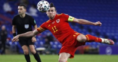 Gales y Dinamarca abren el telón de los octavos