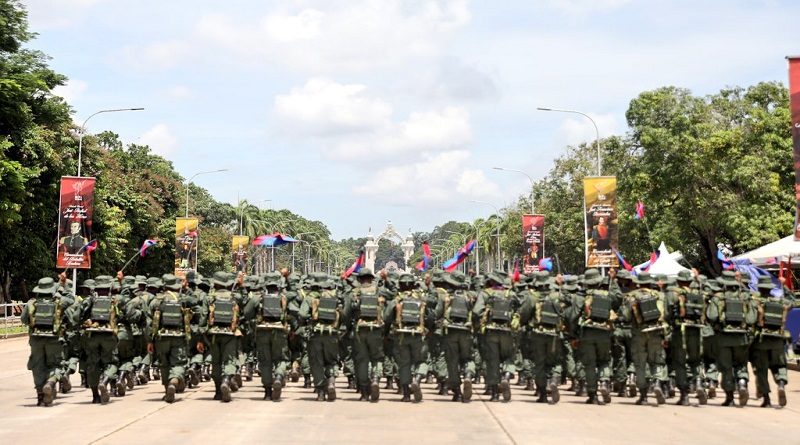 Ministro Vladimir Padrino supervisó práctica general del Desfile Bicentenario en Campo de Carabobo