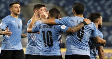 Uruguay avanza a los cuartos de final de la Copa América al vencer 2-0 a Bolivia