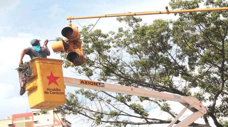 Plan de Mantenimiento y Modernización de Semáforos inicia abordaje en la Avenida San Martín