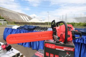 Dotan con más de 8 mil uniformes y herramientas a fuerza trabajadora del sector eléctrico en Bolívar