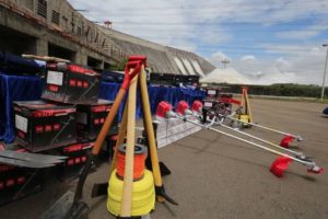 Dotan con más de 8 mil uniformes y herramientas a fuerza trabajadora del sector eléctrico en Bolívar