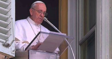 Papa Francisco expresa apoyo al jefe de Gobierno iraquí Mustafa Kadhimi tras ataque en Bagdad