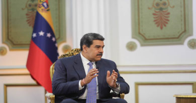 Venezuela no está ni estará aislada aseguró el presidente Maduro a Bloomberg