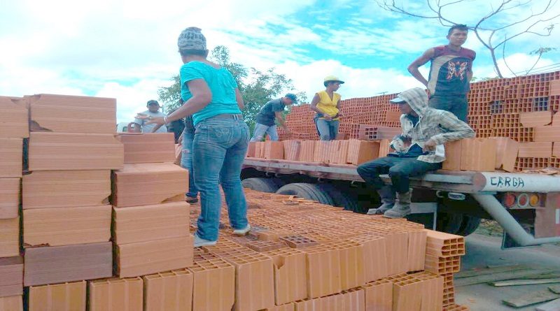 Gobierno Bolivariano entrega materiales para la construcción de 290 viviendas en Monagas