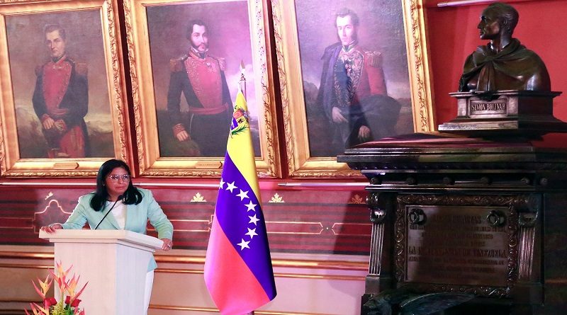 Delcy Rodrígez: El Padre Libertador nos convocó a comportarnos como un solo pueblo, un solo cuerpo, una sola nación parea derrotar las agresiones imperialistas