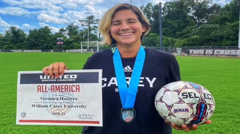 Verónica Herrera forma parte del 11 ideal de la temporada 2020-2021 en la liga femenil universitaria de EE.UU.