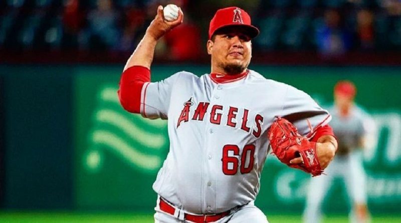 Leones del Caracas cambió a Luis Basabe al Zulia por Eduardo Paredes