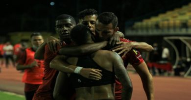 Caracas FC vence 2-1 a Universidad Central de Venezuela y es líder del grupo oriental