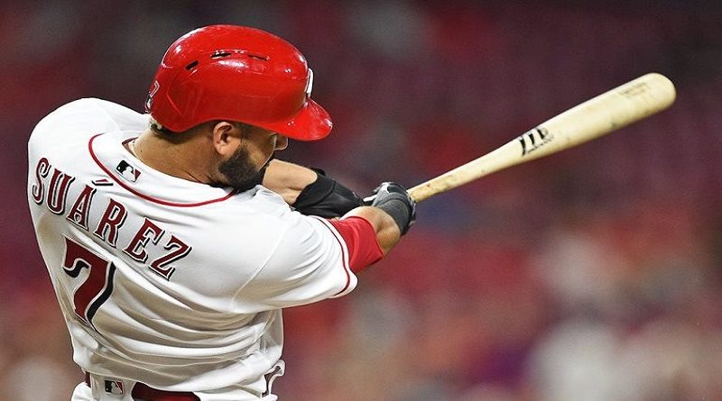 Eugenio Suárez conecta su jonrón 17 de la temporada en la victoria de los Rojos