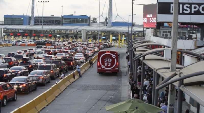 Restricciones en la frontera entre Mexico y EE.UU. se extiende hasta el 21 de agosto