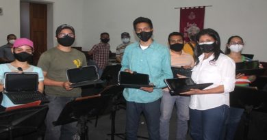 Sinfónica 24 de junio recibe tabletas en Carabobo