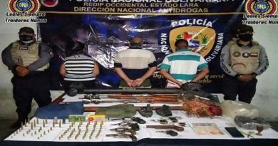 LARA | Funcionarios de la PNB allanan vivienda que guardaba material de guerra en sector La Nueva Lucha