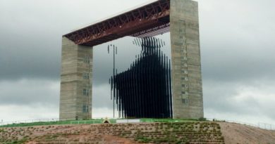 Inspeccionan labores de rehabilitación y embellecimiento del puente del Monumento Manto de María Divina Pastora en Lara