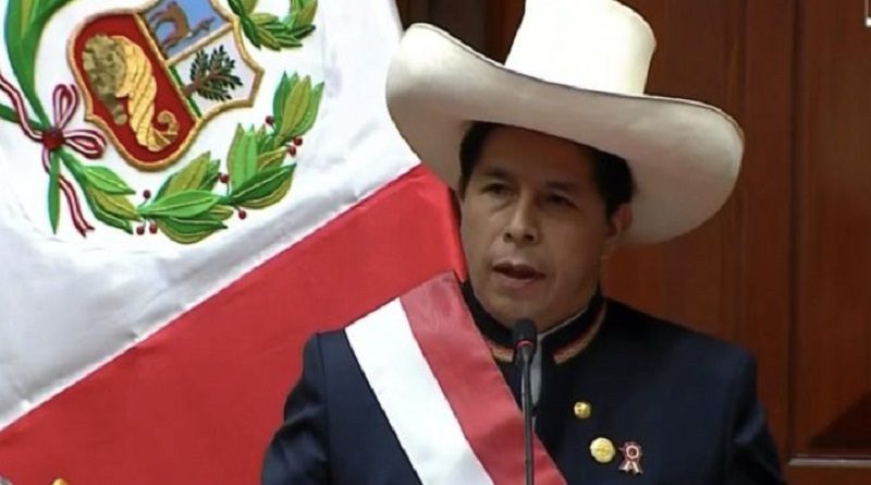 En su primer mensaje a la Nación Pedro Castillo garantiza un sistema de salud universal, descentralizado y participativo en Perú