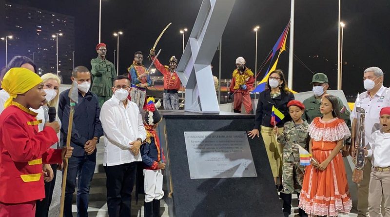 Inauguran La Espada Bicentenaria en parroquia Macuto La Guaira