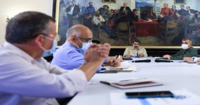 Gobierno Nacional garantiza que en octubre los maestros y personal educativo deben estar vacunados contra la COVID-19