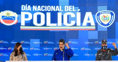 Aprobados recursos en Petros para la dotación de vehículos, motos, ambulancias y uniformes para cuerpos policiales del país