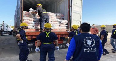 Venezuela recibe primeras provisiones de alimentos para comidas escolares