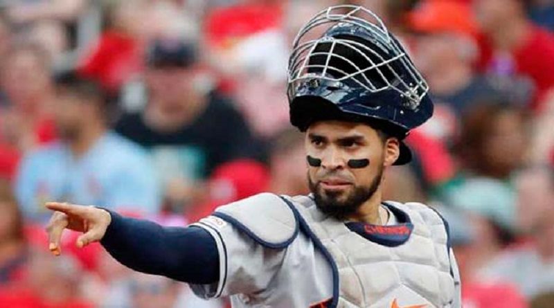 Robinson Chirinos regresa a las Mayores con los Cachorros