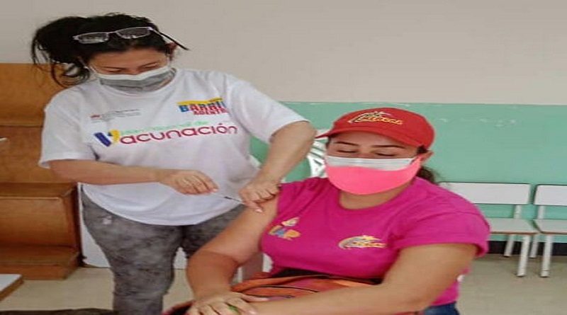 Un total de 96 trabajadores de Mercal Capital fueron inmunizados en jornada de vacunación contra la COVID-19