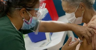 Gobernación de Bolívar refuerza jornada de vacunación contra COVID-19 en zonas afectadas por las lluvias