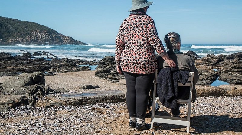 Estudio revela cuál podría ser la máxima esperanza de vida humana para el año 2100