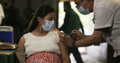 Recomiendan a embarazadas vacunarse contra la COVID- 19 en el segundo trimestre gestación