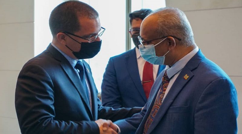 Cancilleres de Venezuela y Suriname se reúnen en México para reforzar cooperación en la CELAC