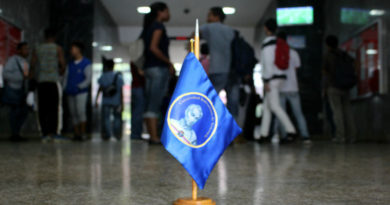 UBV cumple 18 años garantizando el acceso a la educación universitaria a miles de jóvenes venezolanos