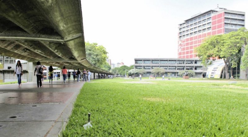 Comisión restauración UCV