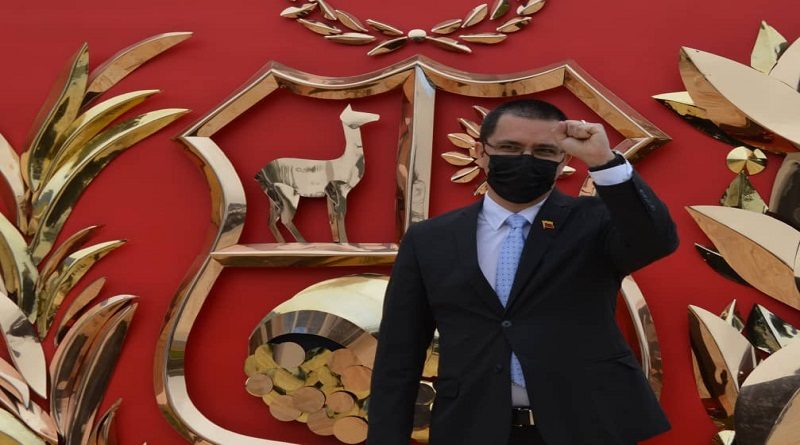 Canciller Arreaza arriba a Perú como parte de Visita Oficial por la juramentación de Pedro Castillo