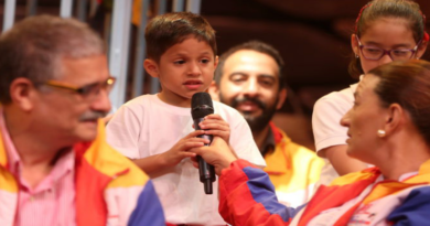 Niños, niñas y jóvenes del Movimiento César Rengifo participan en consulta del Proyecto de Ley de Teatro de la AN