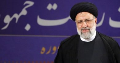 Jameneí ratifica al clérigo rigorista Raisí como presidente de Irán