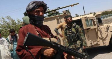 Los Talibanes se apoderan de la sexta capital provincial en Afganistán