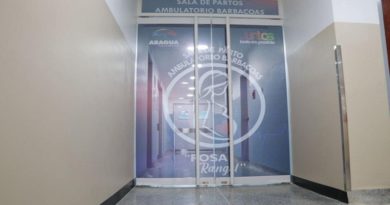 Gobernador de Aragua inspecciona labores de rehabilitación de sala de parto del ambulatorio de Barbacoas