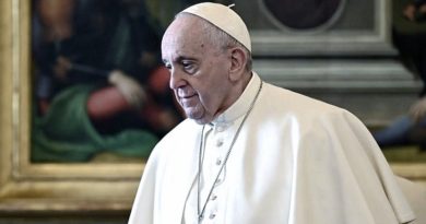 Interceptan en Milán carta dirigida al papa Francisco con tres balas
