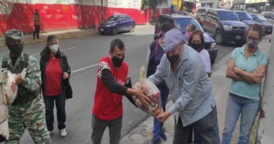 Proveal distribuye más de 2.500 combos CLAP a comunidades del Casco Central en Los Teques
