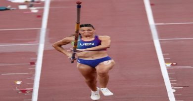 Robeilys Peinado consigue 4.55 metros en salto con garrocha y clasifica entre las 7 mejores a la final
