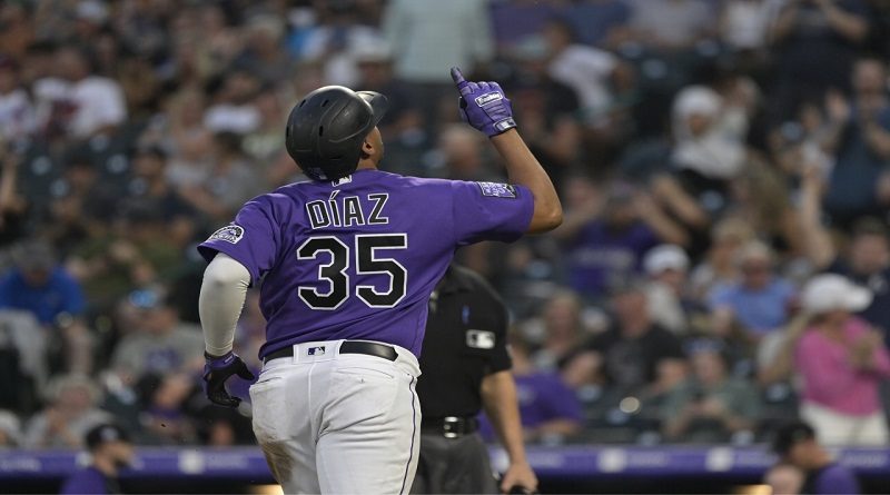 Elías Díaz conectó cuadrangular y Germán Márquez se adjudicó la victoria ante los Marlins