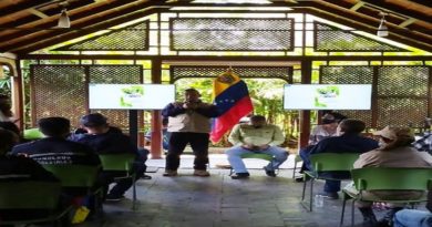 Ministro Lorca: El Ecosocialismo es la mejor propuesta para el desarrollo de un país ecologista