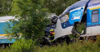 Choque de trenes en República Checa deja tres muertos y decenas de heridos