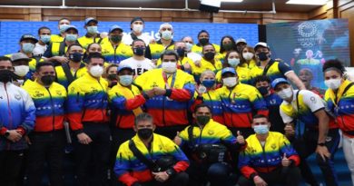 Presidente Maduro recibe en Miraflores a atletas que participaron en Olimpiadas de Tokio 2020