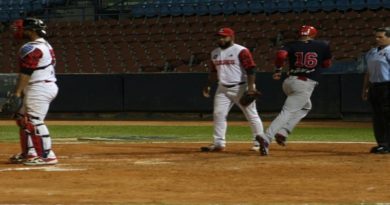 Senadores de Caracas consiguen segunda victoria consecutiva ante Líderes de Miranda